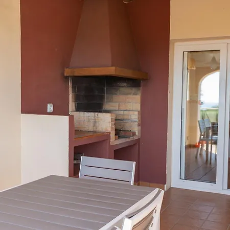 Primavera V130 By Menorcarentals *